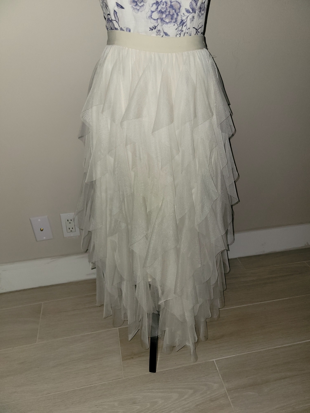 Soho Apparel Ivory Layered High-Low Tulle Skirt
